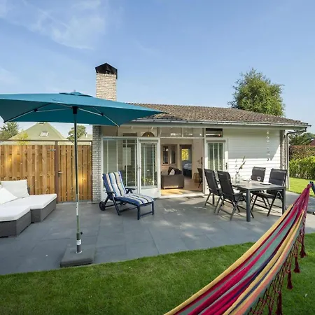 Toekomst 23 - - De Strandloper Not Intended For Company Or Work-related *