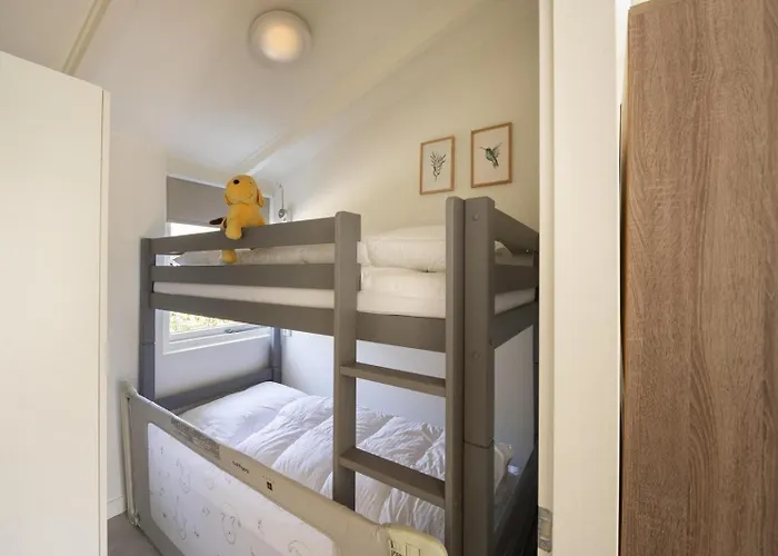 Vakantiehuis Toekomst 23 - - De Strandloper